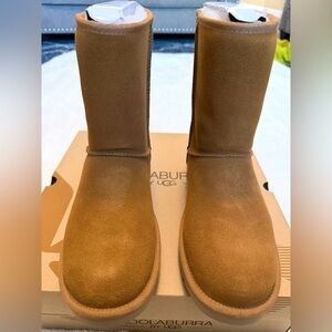 Koolaburra By UGG .Men's Short Burra Boots Size 9 Suede Chesnut New In Box